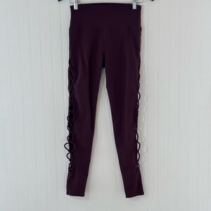 Alo yoga rare criss cross open leg detail leggings